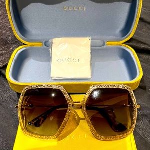Gucci Sunglasses (Limited Edition) Authentic !